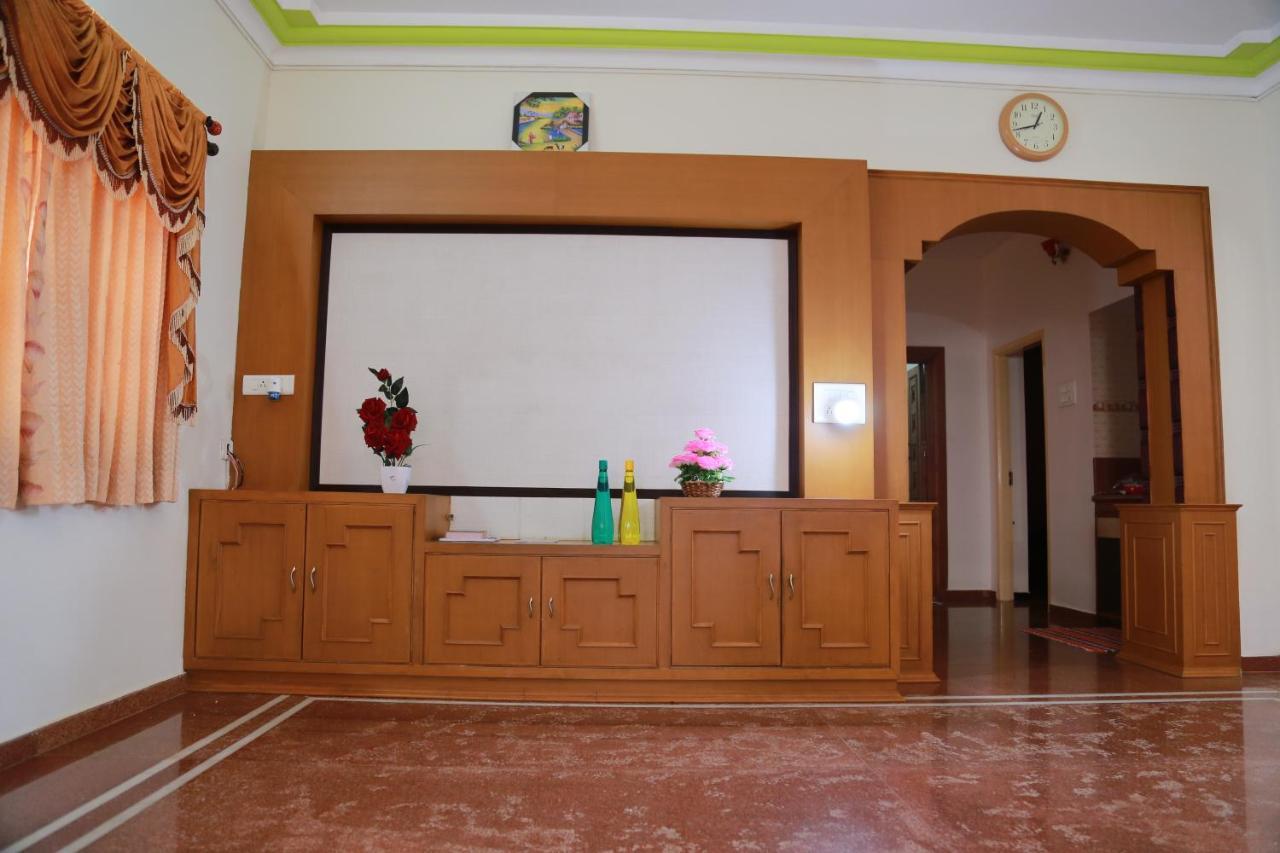 Coimbatore Home Stay & Serviced Apartment Luaran gambar